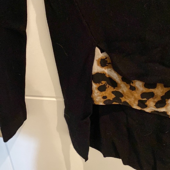 Black tunic with leopard detailing size XS - Picture 2 of 5